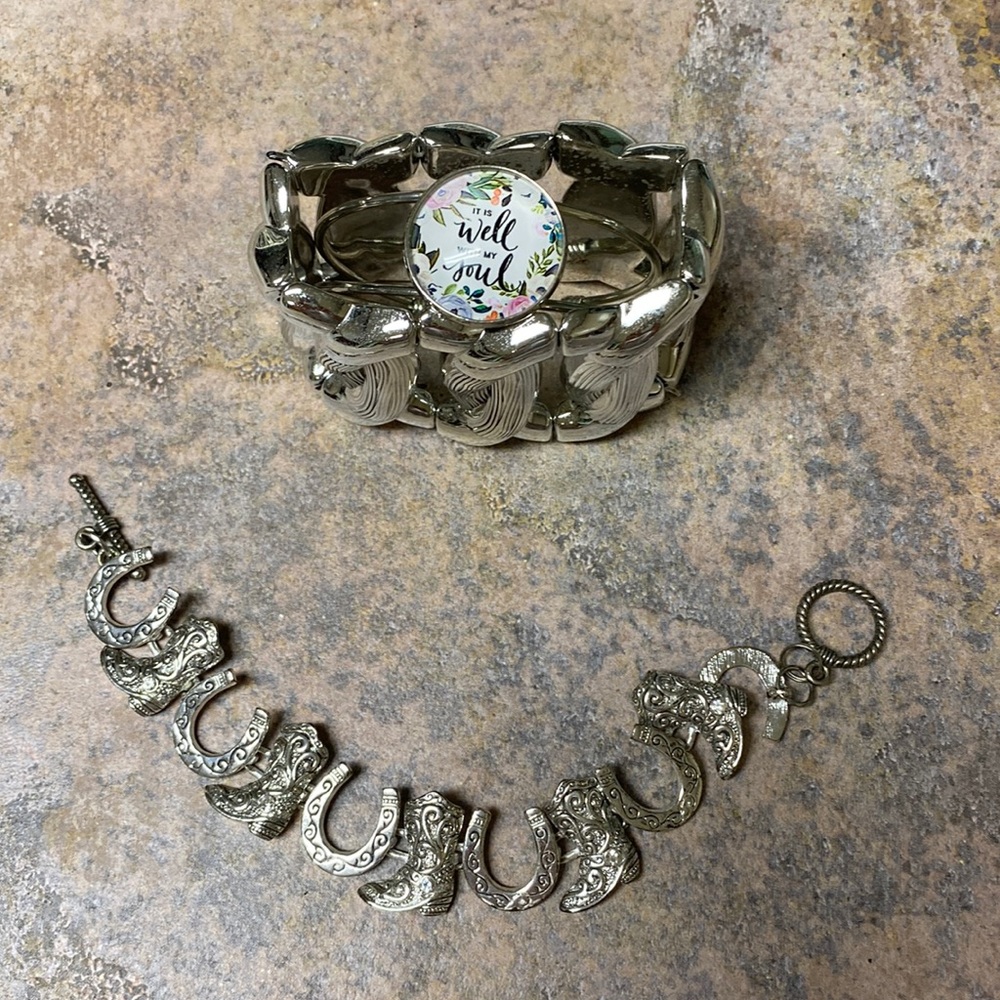 Assorted Bracelets - Picture 1 of 3